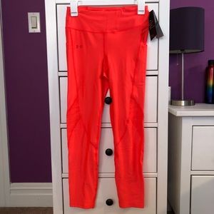 Women’s Under Armour Leggings - M